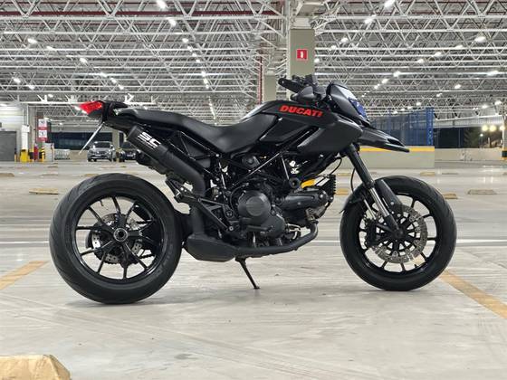 DUCATI HYPERMOTARD 796 